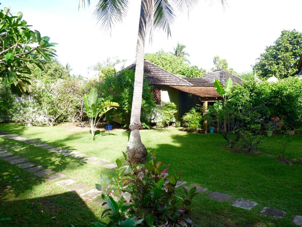 Poerani Moorea Esterno foto